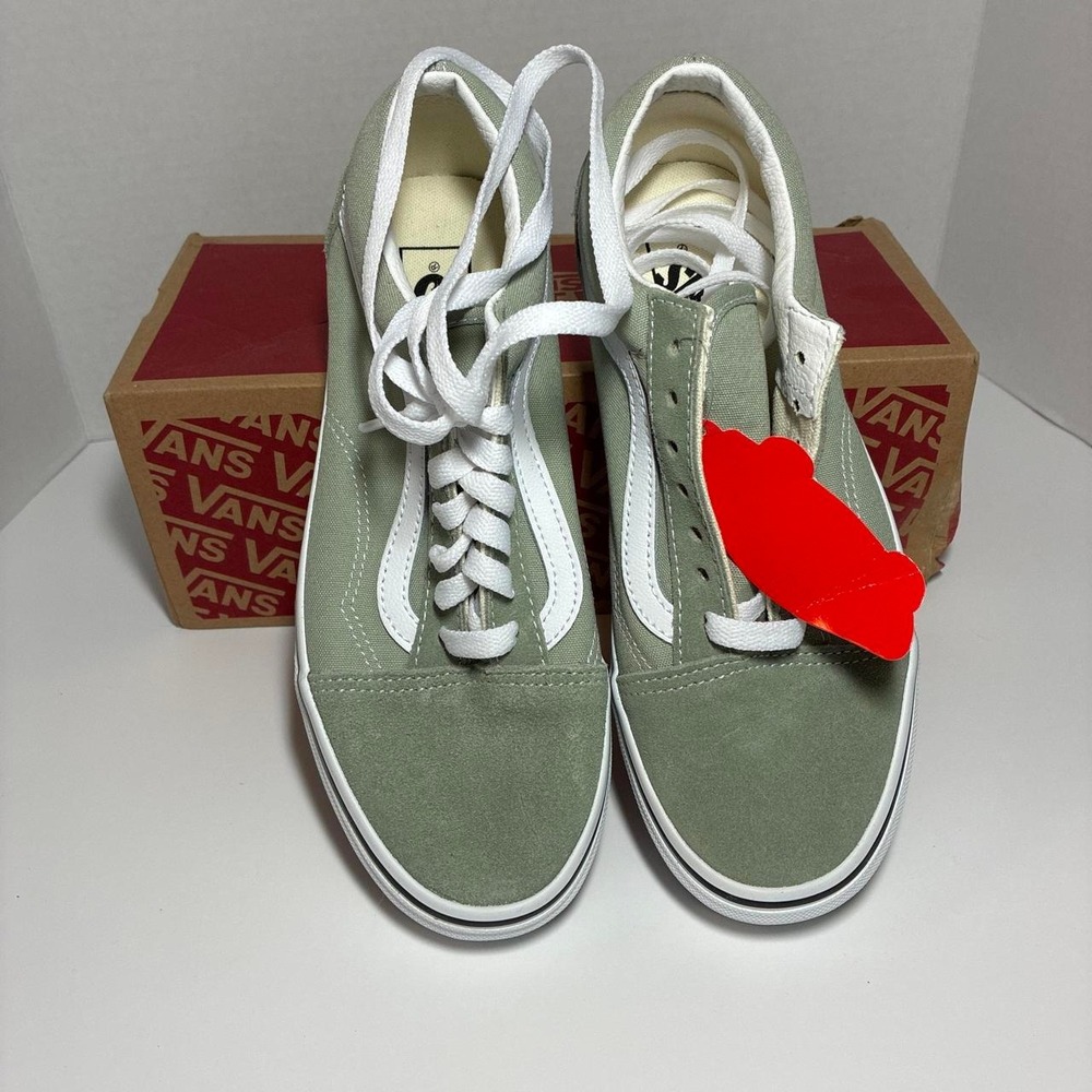 BNWB Old Skool Van's light green/sage canvas and suede men's 6/women's 7.5 - Picture 2 of 5